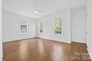 2112 Crescent Ave, Charlotte, NC 28207 - Photo 13