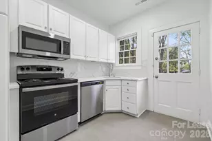 2112 Crescent Ave, Charlotte, NC 28207 - Photo 9
