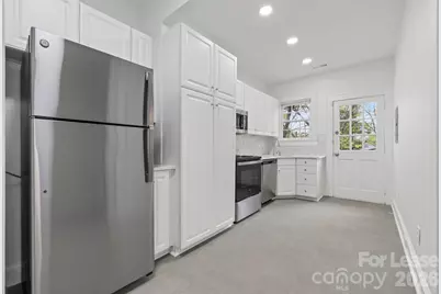 2112 Crescent Avenue #4, Charlotte, NC 28207 - Photo 7