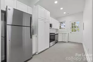 2112 Crescent Ave, Charlotte, NC 28207 - Photo 7