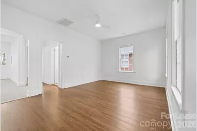 2112 Crescent Avenue #4, Charlotte, NC 28207 - Photo 15