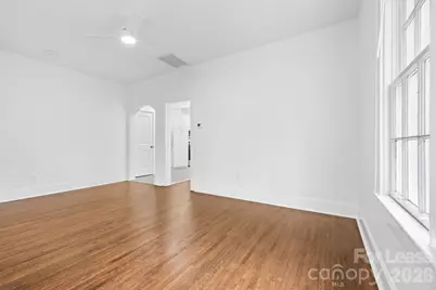 2112 Crescent Avenue #4, Charlotte, NC 28207 - Photo 11