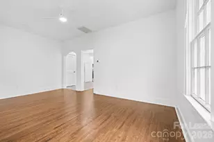 2112 Crescent Ave, Charlotte, NC 28207 - Photo 11