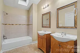 7111 Amarillo Dr, Charlotte, NC 28262 - Photo 23