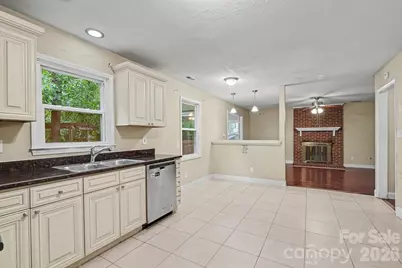 7111 Amarillo Drive, Charlotte, NC 28262 - Photo 7