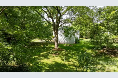 608 1st Street W, Conover, NC 28613 - Photo 13