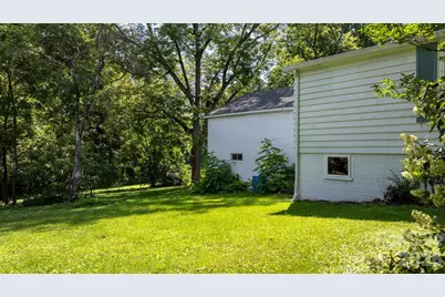 608 1st Street W, Conover, NC 28613 - Photo 11