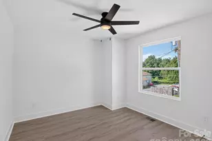 2719 Watson Dr, Charlotte, NC 28208 - Photo 23