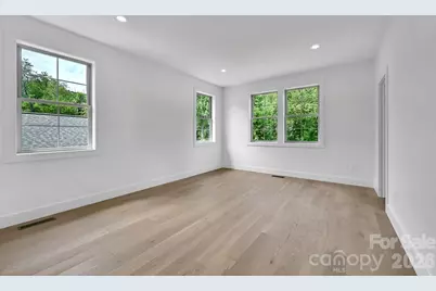 225 Edgewood Road S, Asheville, NC 28803 - Photo 13