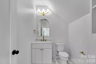 225 Edgewood Rd S, Asheville, NC 28803 - Photo 9