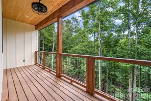 210 Hickory Tree Ln, Hendersonville, NC 28739 - Photo 15