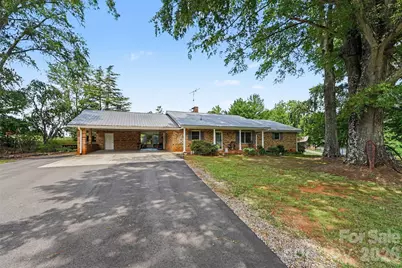 591 Mullis Road, Union Grove, NC 28689 - Photo 3
