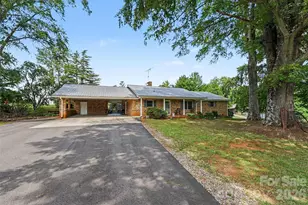591 Mullis Rd, Union Grove, NC 28689 - Photo 3