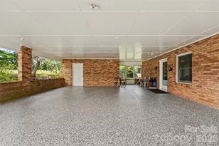 591 Mullis Rd, Union Grove, NC 28689 - Photo 31