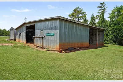 591 Mullis Road, Union Grove, NC 28689 - Photo 35
