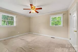 591 Mullis Rd, Union Grove, NC 28689 - Photo 21
