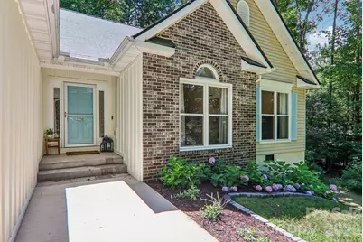 401 Heather Marie Drive, Hendersonville, NC 28792 - Photo 3