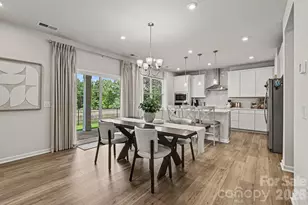 8230 Franklin Trl St, Charlotte, NC 28227 - Photo 9