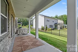 8230 Franklin Trl St, Charlotte, NC 28227 - Photo 23