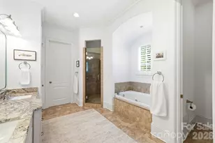 11120 McClure Manor Dr, Charlotte, NC 28277 - Photo 23