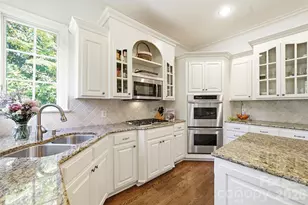 11120 McClure Manor Dr, Charlotte, NC 28277 - Photo 15