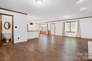 218 S Plantation Rd, Lancaster, SC 29720 - Photo 5