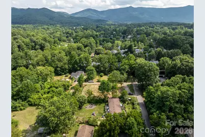 25 John Myra Avenue, Black Mountain, NC 28711 - Photo 11