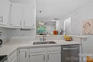 222 S Torrence St, Charlotte, NC 28204 - Photo 11