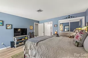 17 Lakemoor Ln, Hendersonville, NC 28739 - Photo 21