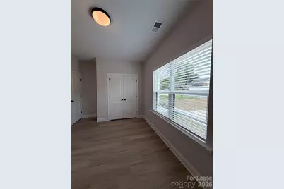 5201 Park Place Drive, Dallas, NC 28034 - Photo 9