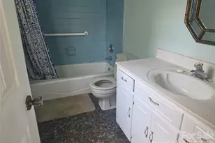 9031 Dartmoor Pl, Charlotte, NC 28227 - Photo 9