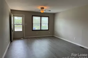 2233 Rose St, Lincolnton, NC 28092 - Photo 5