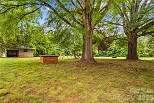 473 Nixon Rd, Statesville, NC 28625 - Photo 23