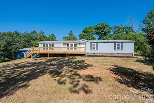 1143 Cheyenne Oaks Dr, Claremont, NC 28610 - Photo 1