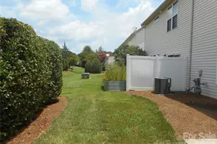 5860 Glassport Ln, Charlotte, NC 28210 - Photo 5