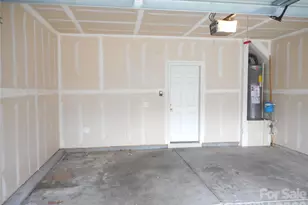 5860 Glassport Ln, Charlotte, NC 28210 - Photo 11