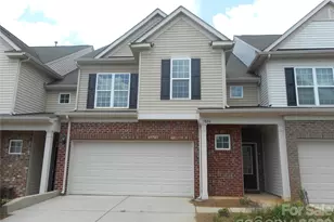 5860 Glassport Ln, Charlotte, NC 28210 - Photo 1