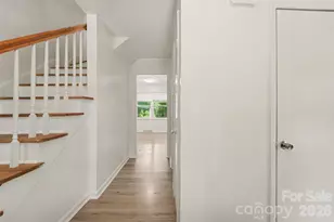 5901 Idlebrook Dr, Charlotte, NC 28212 - Photo 25