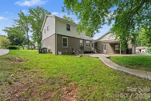 5901 Idlebrook Dr, Charlotte, NC 28212 - Photo 13