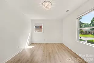 5901 Idlebrook Dr, Charlotte, NC 28212 - Photo 19