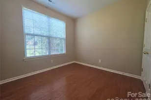 10601 Bere Island Dr, Charlotte, NC 28278 - Photo 17