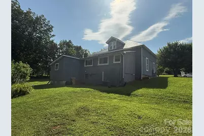 304 Main Avenue W, Hildebran, NC 28637 - Photo 5