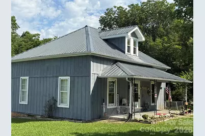 304 Main Avenue W, Hildebran, NC 28637 - Photo 1