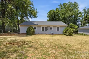 1323 Meadowbrook Cir, Salisbury, NC 28144 - Photo 13