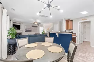 835 Rook Rd, Charlotte, NC 28216 - Photo 13