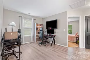 835 Rook Rd, Charlotte, NC 28216 - Photo 25