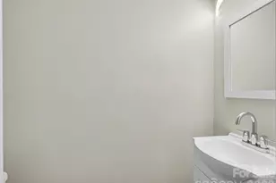 7321 Pebblestone Dr, Charlotte, NC 28212 - Photo 29