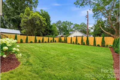 1412 Lyon Court, Charlotte, NC 28205 - Photo 45