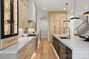 1412 Lyon Ct, Charlotte, NC 28205 - Photo 17