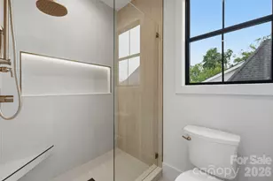 1412 Lyon Ct, Charlotte, NC 28205 - Photo 39